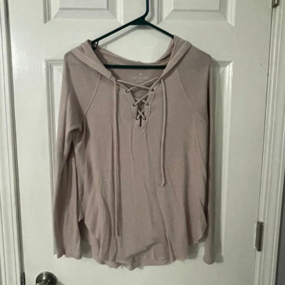 American Eagle sweater
